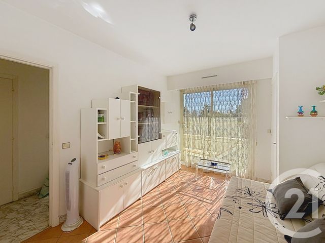 Appartement F3 à vendre - 4 pièces - 86.0 m2 - ANTIBES - 06 - PROVENCE-ALPES-COTE-D-AZUR - Century 21 Roi Soleil