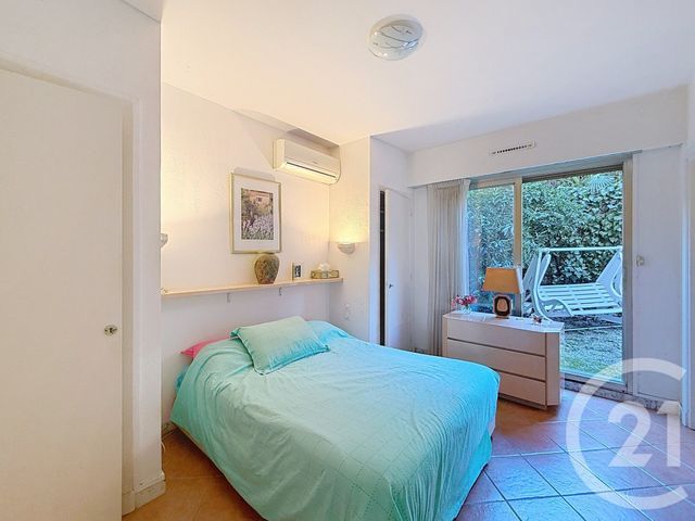 Appartement F3 à vendre - 4 pièces - 86.0 m2 - ANTIBES - 06 - PROVENCE-ALPES-COTE-D-AZUR - Century 21 Roi Soleil