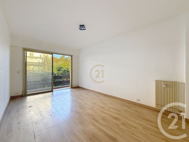 Appartement F2 à vendre - 2 pièces - 42.64 m2 - ANTIBES - 06 - PROVENCE-ALPES-COTE-D-AZUR - Century 21 Roi Soleil