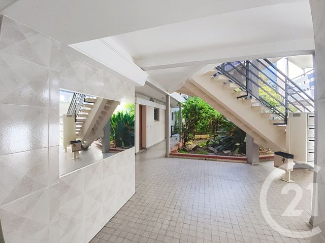 Appartement F2 à vendre - 2 pièces - 42.64 m2 - ANTIBES - 06 - PROVENCE-ALPES-COTE-D-AZUR - Century 21 Roi Soleil