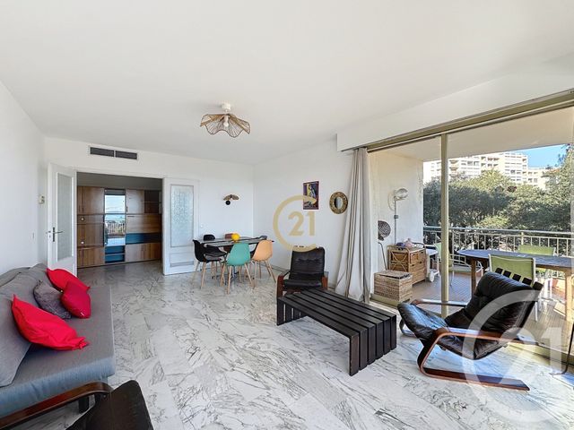 Appartement F3 à louer - 3 pièces - 92.54 m2 - ANTIBES - 06 - PROVENCE-ALPES-COTE-D-AZUR - Century 21 Roi Soleil