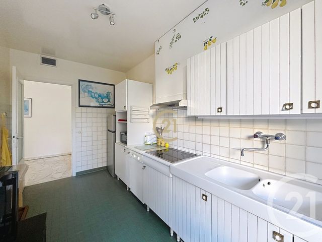 Appartement F3 à louer - 3 pièces - 92.54 m2 - ANTIBES - 06 - PROVENCE-ALPES-COTE-D-AZUR - Century 21 Roi Soleil