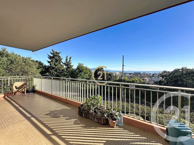 Appartement F3 à louer ANTIBES