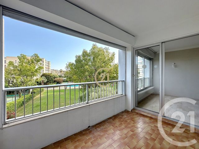Appartement F2 à louer - 2 pièces - 53.82 m2 - ANTIBES - 06 - PROVENCE-ALPES-COTE-D-AZUR - Century 21 Roi Soleil