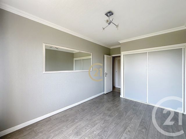 Appartement F2 à louer - 2 pièces - 53.82 m2 - ANTIBES - 06 - PROVENCE-ALPES-COTE-D-AZUR - Century 21 Roi Soleil