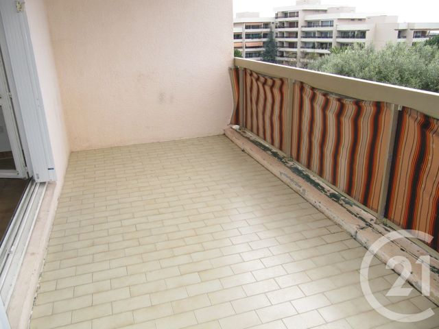 Appartement F3 à vendre - 3 pièces - 66.1 m2 - VILLENEUVE LOUBET - 06 - PROVENCE-ALPES-COTE-D-AZUR - Century 21 Roi Soleil