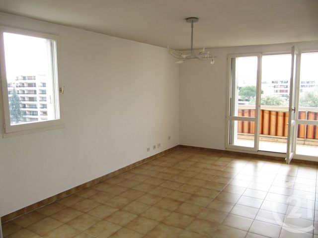 Appartement F3 à vendre - 3 pièces - 66.1 m2 - VILLENEUVE LOUBET - 06 - PROVENCE-ALPES-COTE-D-AZUR - Century 21 Roi Soleil