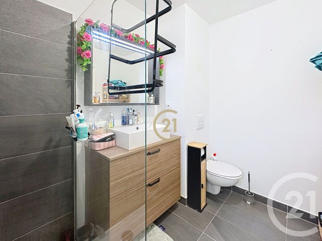 Appartement F2 à louer - 2 pièces - 43.54 m2 - ANTIBES - 06 - PROVENCE-ALPES-COTE-D-AZUR - Century 21 Roi Soleil