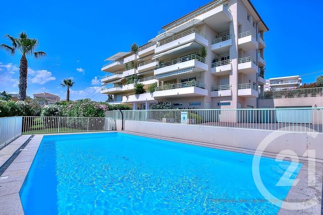Appartement F4 à louer - 4 pièces - 125.13 m2 - ANTIBES - 06 - PROVENCE-ALPES-COTE-D-AZUR - Century 21 Roi Soleil
