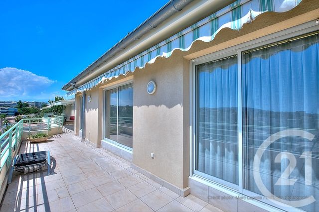Appartement F4 à louer - 4 pièces - 125.13 m2 - ANTIBES - 06 - PROVENCE-ALPES-COTE-D-AZUR - Century 21 Roi Soleil