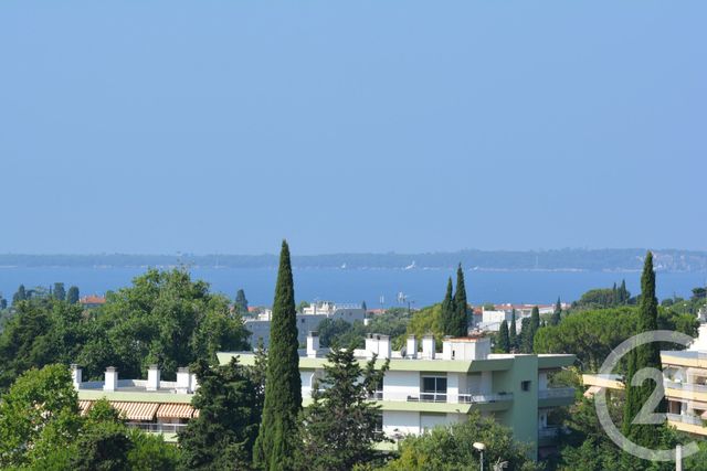 Appartement F4 à louer - 4 pièces - 125.13 m2 - ANTIBES - 06 - PROVENCE-ALPES-COTE-D-AZUR - Century 21 Roi Soleil