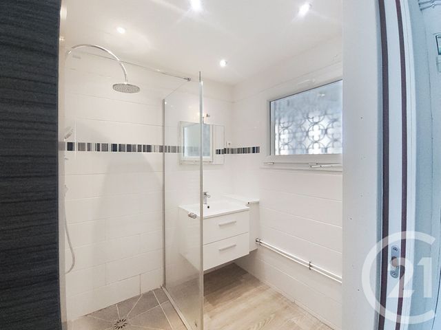 Appartement Studio à vendre - 1 pièce - 35.99 m2 - JUAN LES PINS - 06 - PROVENCE-ALPES-COTE-D-AZUR - Century 21 Roi Soleil