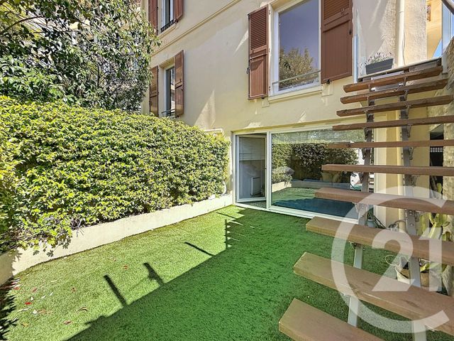 maison à vendre - 6 pièces - 131.63 m2 - ANTIBES - 06 - PROVENCE-ALPES-COTE-D-AZUR - Century 21 Roi Soleil
