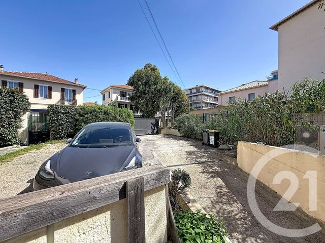 maison à vendre - 6 pièces - 131.63 m2 - ANTIBES - 06 - PROVENCE-ALPES-COTE-D-AZUR - Century 21 Roi Soleil