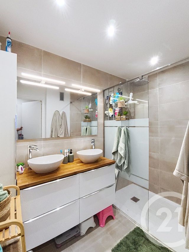 Appartement F3 à vendre - 3 pièces - 68.75 m2 - ANTIBES - 06 - PROVENCE-ALPES-COTE-D-AZUR - Century 21 Roi Soleil