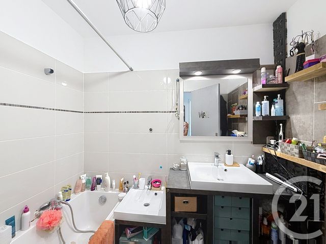 Appartement F4 à vendre - 4 pièces - 78.48 m2 - ANTIBES - 06 - PROVENCE-ALPES-COTE-D-AZUR - Century 21 Roi Soleil