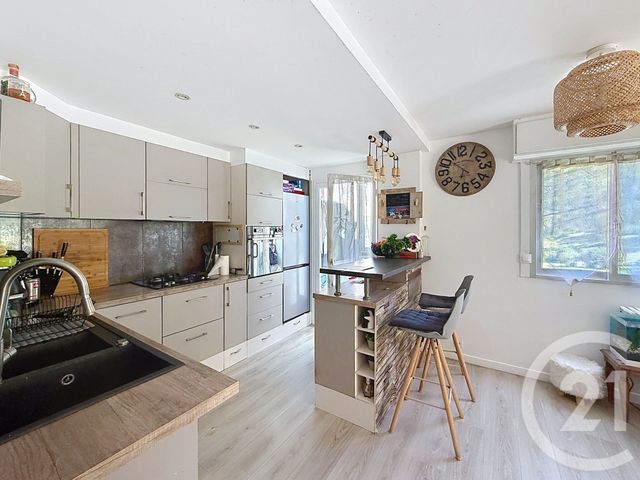 Appartement F4 à vendre - 4 pièces - 78.48 m2 - ANTIBES - 06 - PROVENCE-ALPES-COTE-D-AZUR - Century 21 Roi Soleil