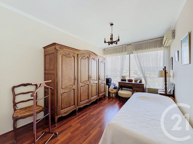 Appartement F3 à vendre - 3 pièces - 74.44 m2 - ANTIBES - 06 - PROVENCE-ALPES-COTE-D-AZUR - Century 21 Roi Soleil