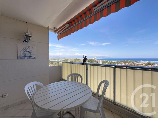 Appartement F3 à vendre - 3 pièces - 74.44 m2 - ANTIBES - 06 - PROVENCE-ALPES-COTE-D-AZUR - Century 21 Roi Soleil