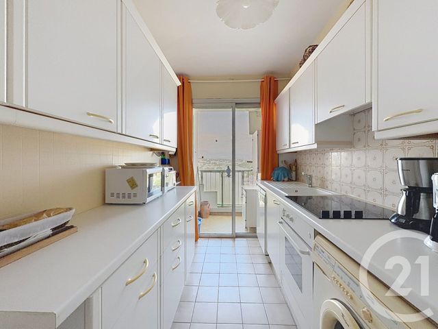 Appartement F3 à vendre - 3 pièces - 74.44 m2 - ANTIBES - 06 - PROVENCE-ALPES-COTE-D-AZUR - Century 21 Roi Soleil