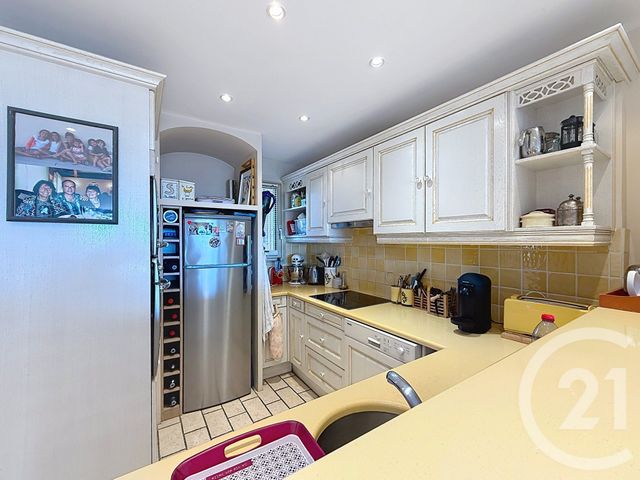 Appartement F3 à vendre - 3 pièces - 60.05 m2 - ANTIBES - 06 - PROVENCE-ALPES-COTE-D-AZUR - Century 21 Roi Soleil