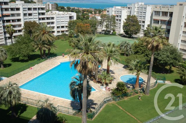 Appartement F3 à vendre - 3 pièces - 72.78 m2 - ANTIBES - 06 - PROVENCE-ALPES-COTE-D-AZUR - Century 21 Roi Soleil Appartement F3 à vendre - 3 pièces - 72.78 m2 - ANTIBES - 06 - PROVENCE-ALPES-COTE-D-AZUR - Century 21 Roi Soleil