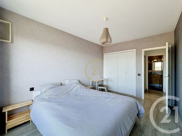 Appartement F3 à louer - 3 pièces - 74.01 m2 - ANTIBES - 06 - PROVENCE-ALPES-COTE-D-AZUR - Century 21 Roi Soleil