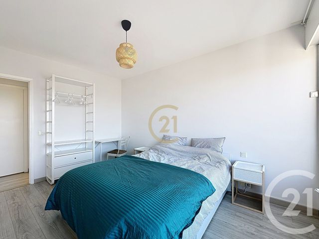 Appartement F3 à louer - 3 pièces - 74.01 m2 - ANTIBES - 06 - PROVENCE-ALPES-COTE-D-AZUR - Century 21 Roi Soleil