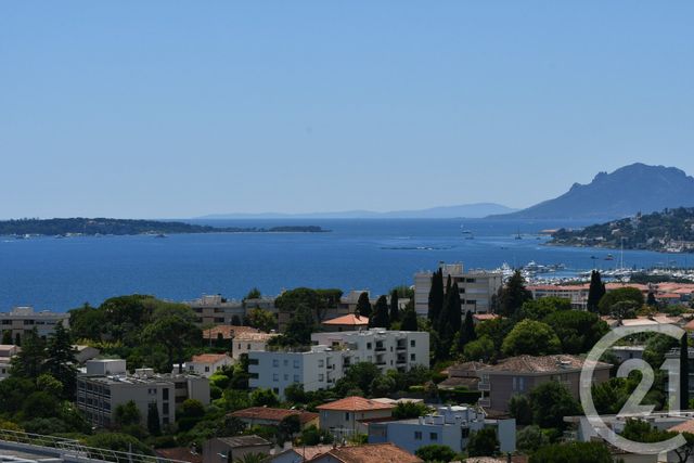 Appartement F3 à louer - 3 pièces - 74.01 m2 - ANTIBES - 06 - PROVENCE-ALPES-COTE-D-AZUR - Century 21 Roi Soleil