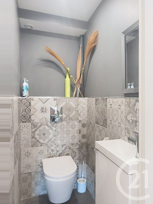 Appartement F4 à vendre - 4 pièces - 80.65 m2 - LE CANNET - 06 - PROVENCE-ALPES-COTE-D-AZUR - Century 21 Roi Soleil
