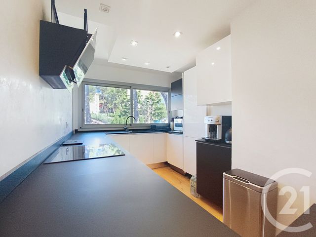 Appartement F4 à vendre - 4 pièces - 80.65 m2 - LE CANNET - 06 - PROVENCE-ALPES-COTE-D-AZUR - Century 21 Roi Soleil