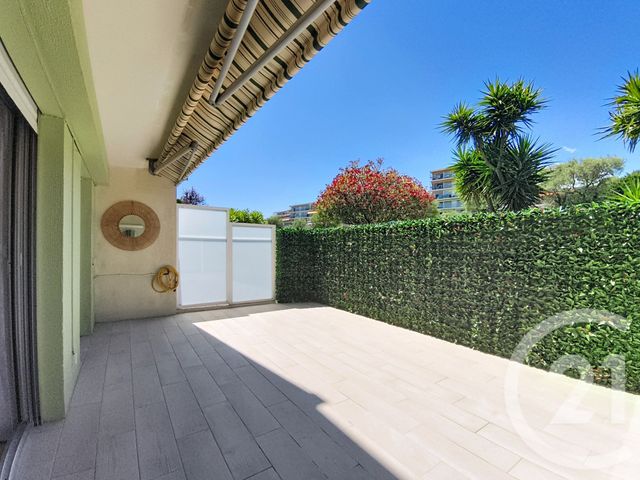 Appartement Studio à vendre - 1 pièce - 28.41 m2 - ANTIBES - 06 - PROVENCE-ALPES-COTE-D-AZUR - Century 21 Roi Soleil