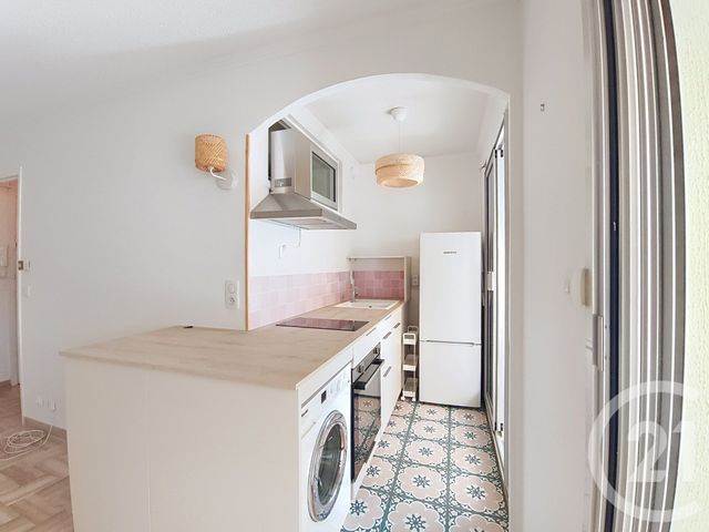 Appartement Studio à vendre - 1 pièce - 28.41 m2 - ANTIBES - 06 - PROVENCE-ALPES-COTE-D-AZUR - Century 21 Roi Soleil