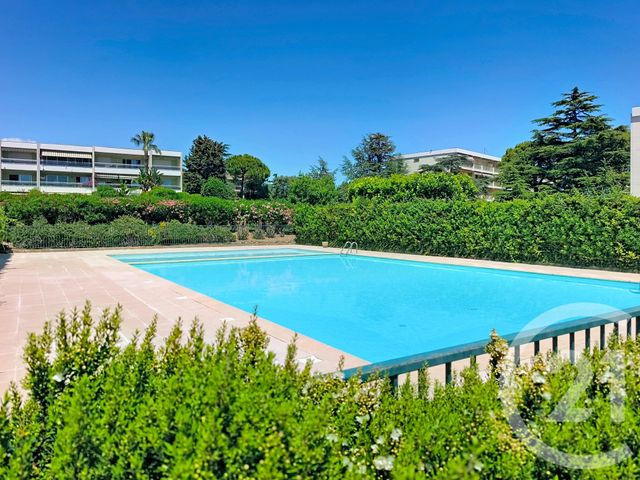 Appartement Studio à vendre - 1 pièce - 28.41 m2 - ANTIBES - 06 - PROVENCE-ALPES-COTE-D-AZUR - Century 21 Roi Soleil