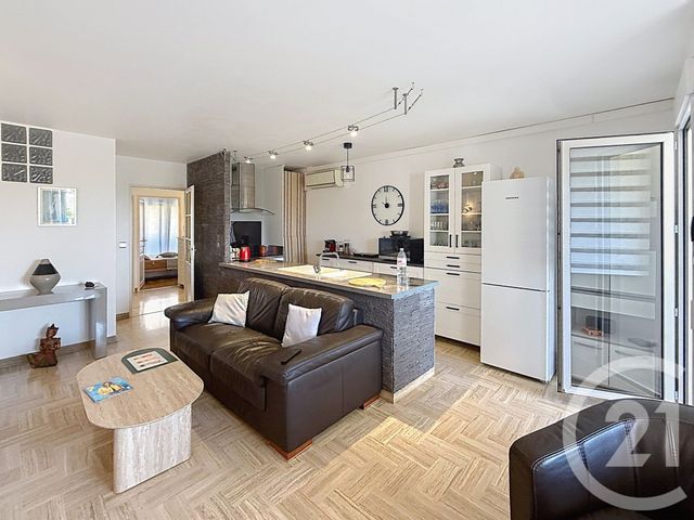 Appartement F3 à vendre - 3 pièces - 61.59 m2 - ANTIBES - 06 - PROVENCE-ALPES-COTE-D-AZUR - Century 21 Roi Soleil