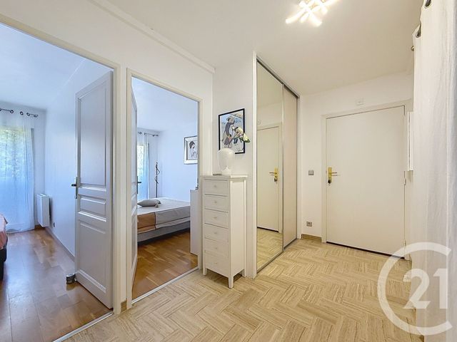Appartement F3 à vendre - 3 pièces - 61.59 m2 - ANTIBES - 06 - PROVENCE-ALPES-COTE-D-AZUR - Century 21 Roi Soleil