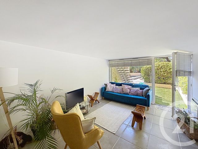 Appartement Duplex à vendre - 6 pièces - 131.63 m2 - ANTIBES - 06 - PROVENCE-ALPES-COTE-D-AZUR - Century 21 Roi Soleil