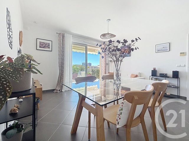 Appartement F2 à vendre - 2 pièces - 41.4 m2 - ANTIBES - 06 - PROVENCE-ALPES-COTE-D-AZUR - Century 21 Roi Soleil