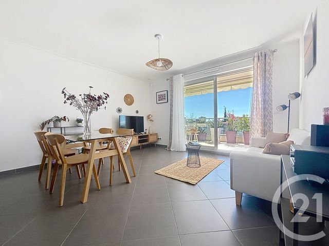 Appartement F2 à vendre - 2 pièces - 41.4 m2 - ANTIBES - 06 - PROVENCE-ALPES-COTE-D-AZUR - Century 21 Roi Soleil