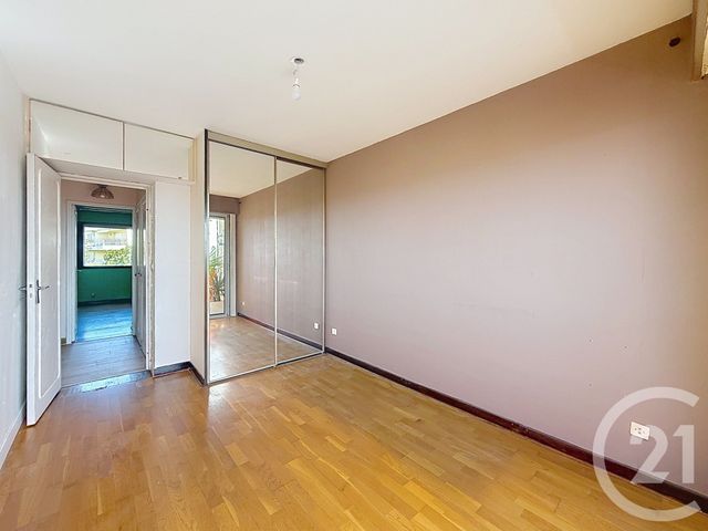 Appartement F3 à vendre - 3 pièces - 61.13 m2 - ANTIBES - 06 - PROVENCE-ALPES-COTE-D-AZUR - Century 21 Roi Soleil