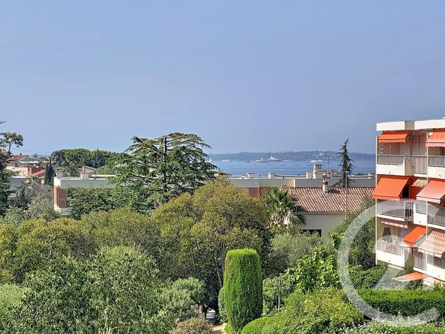 Appartement F3 à vendre - 3 pièces - 61.13 m2 - ANTIBES - 06 - PROVENCE-ALPES-COTE-D-AZUR - Century 21 Roi Soleil