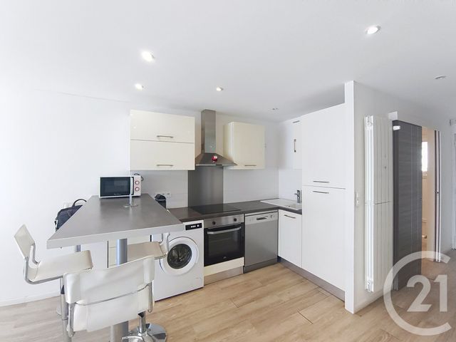 Appartement Studio à louer - 1 pièce - 35.99 m2 - JUAN LES PINS - 06 - PROVENCE-ALPES-COTE-D-AZUR - Century 21 Roi Soleil