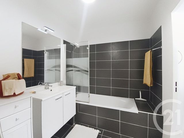 Appartement F2 à vendre - 2 pièces - 41.17 m2 - ANTIBES - 06 - PROVENCE-ALPES-COTE-D-AZUR - Century 21 Roi Soleil