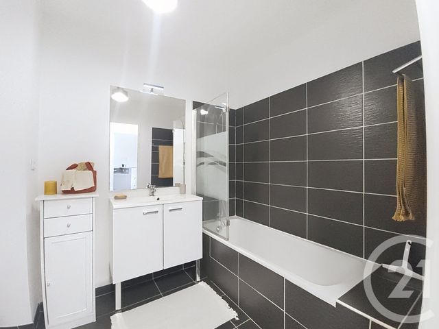 Appartement F2 à vendre - 2 pièces - 41.17 m2 - ANTIBES - 06 - PROVENCE-ALPES-COTE-D-AZUR - Century 21 Roi Soleil