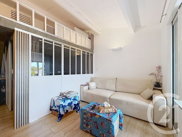 Appartement F2 à vendre - 2 pièces - 37.45 m2 - VALLAURIS - 06 - PROVENCE-ALPES-COTE-D-AZUR - Century 21 Roi Soleil