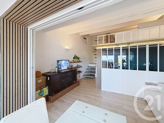 Appartement F2 à vendre - 2 pièces - 37.45 m2 - VALLAURIS - 06 - PROVENCE-ALPES-COTE-D-AZUR - Century 21 Roi Soleil