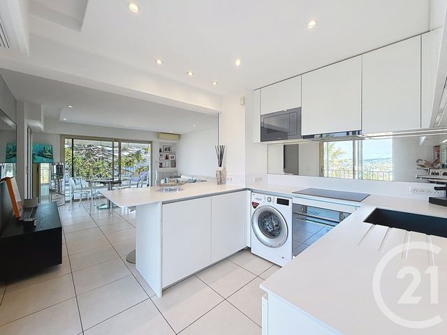 Appartement F3 à vendre - 3 pièces - 75.76 m2 - VALLAURIS - 06 - PROVENCE-ALPES-COTE-D-AZUR - Century 21 Roi Soleil