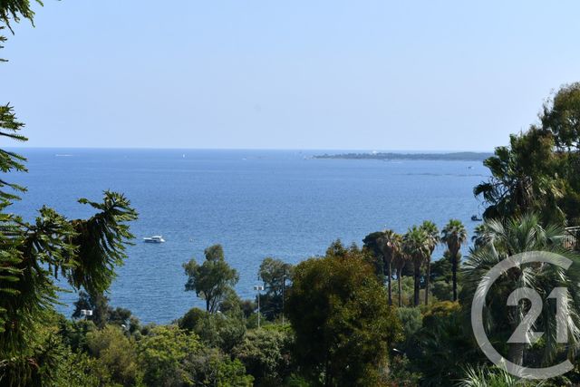 Appartement F3 à vendre - 3 pièces - 75.76 m2 - VALLAURIS - 06 - PROVENCE-ALPES-COTE-D-AZUR - Century 21 Roi Soleil