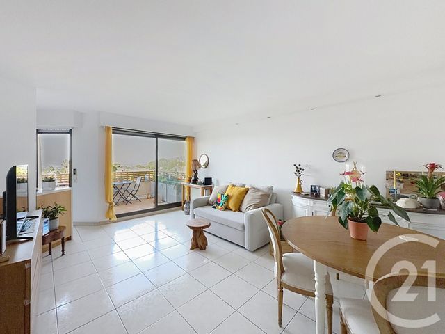 Appartement F2 à vendre - 2 pièces - 46.95 m2 - ANTIBES - 06 - PROVENCE-ALPES-COTE-D-AZUR - Century 21 Roi Soleil