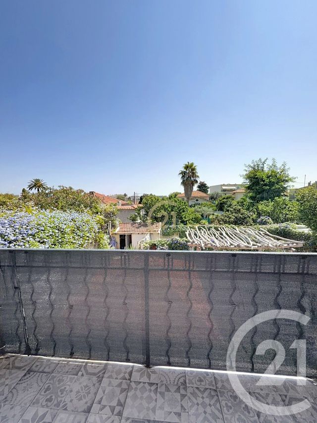 Appartement F3 à louer - 3 pièces - 46.47 m2 - ANTIBES - 06 - PROVENCE-ALPES-COTE-D-AZUR - Century 21 Roi Soleil